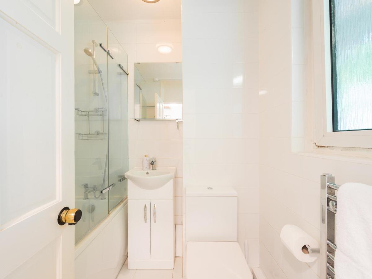 Sootheus - Cosy Surrey Quays Apartment Λονδίνο Εξωτερικό φωτογραφία